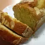 Cake Yaourt, amandes et rhum.