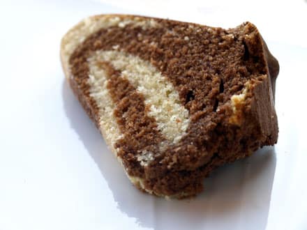 Tranche de gâteau marbré autrichien - Marmorkuchen