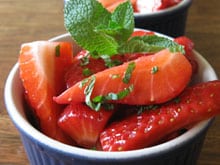 salade-fraise-menthe-cookismo-220©christelle-vogel-cookismo