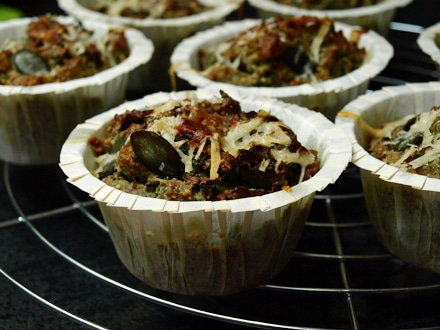 Muffins graines de courge et kale
