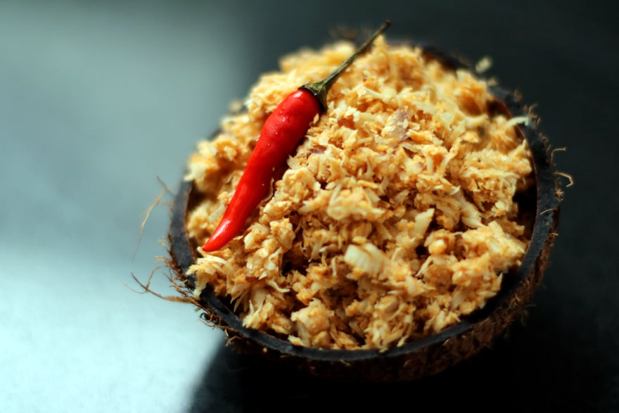 Sambol coco, recette sri-lankaise de noix de coco épicée